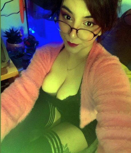 the bad choices model nude photos