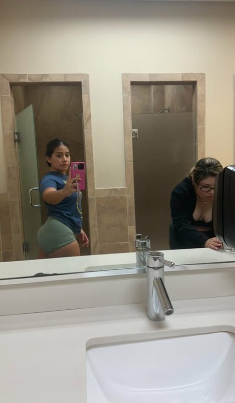 Gabrielamhdzz art model img