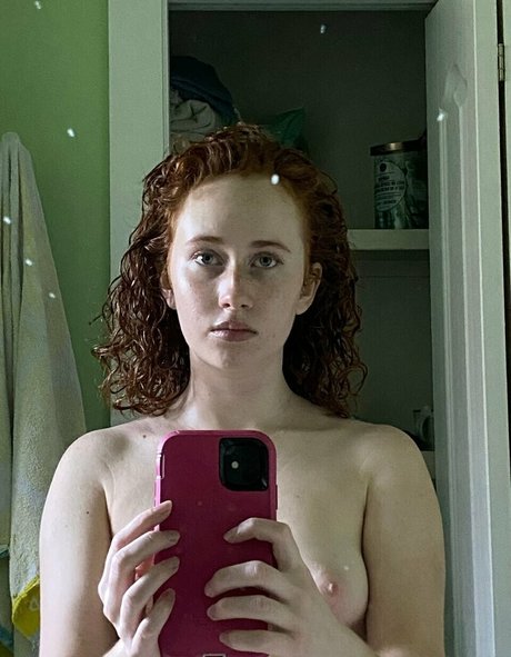 naomime pornstar top images