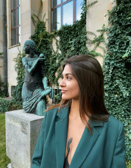 aliss foxy sex pornstar img