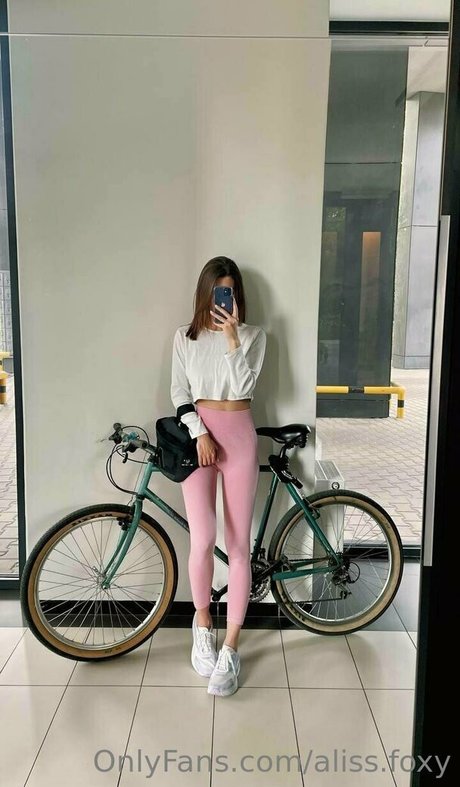 aliss foxy pornographic star galleries