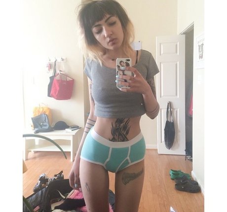 Noorann Matties perfect pornstar galleries