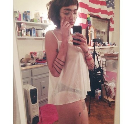 Noorann Matties nudes model picture