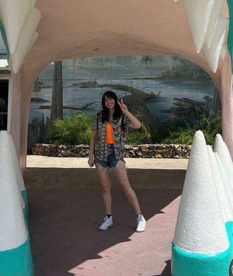 Chelsea Cook sex actress photos