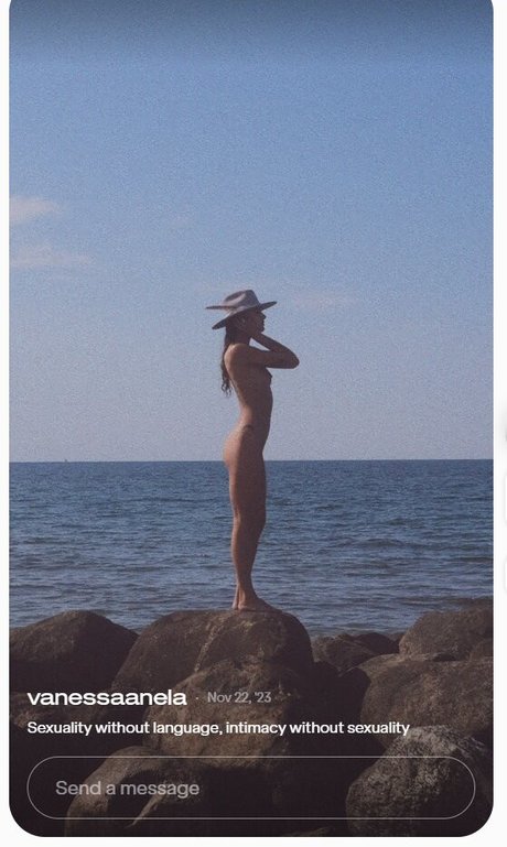 Vanessa Moe star beautiful photos