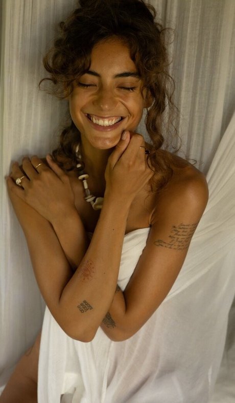 Vanessa Moe model pretty gallery