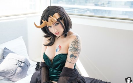 Hilo Suicide nice actress picture