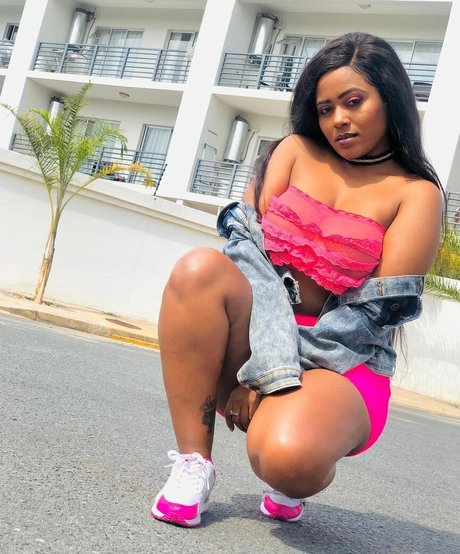 busty solo onlyfans sexy nudes photos