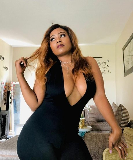 Bella Batista model archive