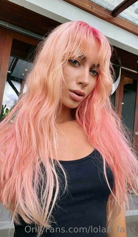 sexy brunette onlyfans exclusive pictures