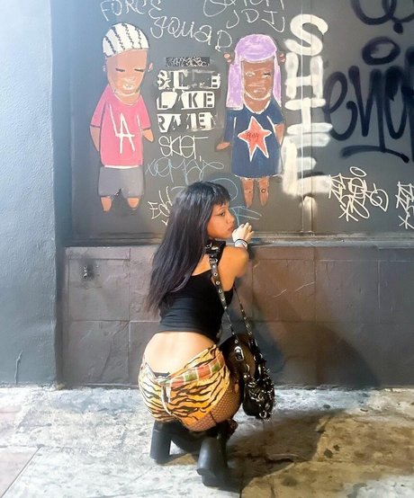 Rappers Daughters exclusive pornstar photos