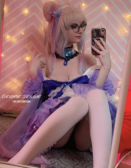 Dearie Jessie pornstar exclusive images