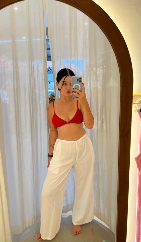 kerrimeow naked pornstar img