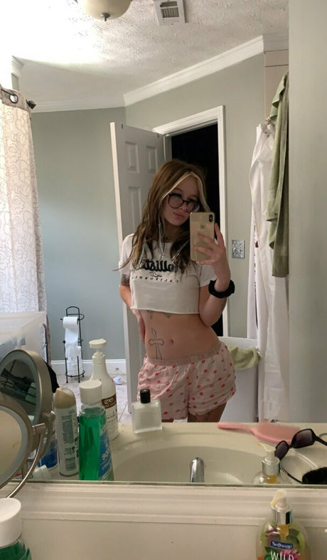 madinoelll hd pornstar images