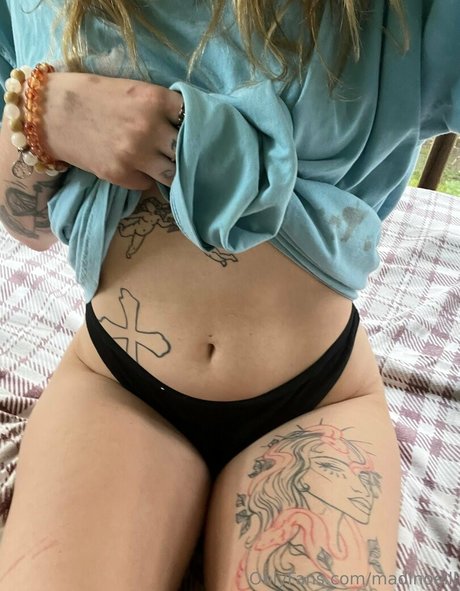 madinoelll star sexy gallery