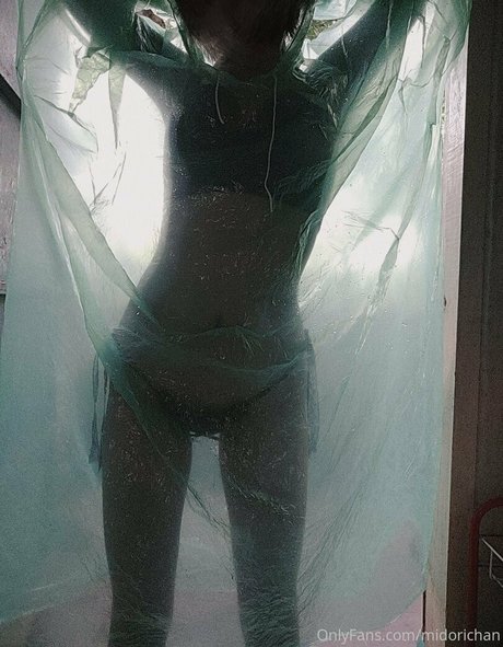 midorichan nudes actress images