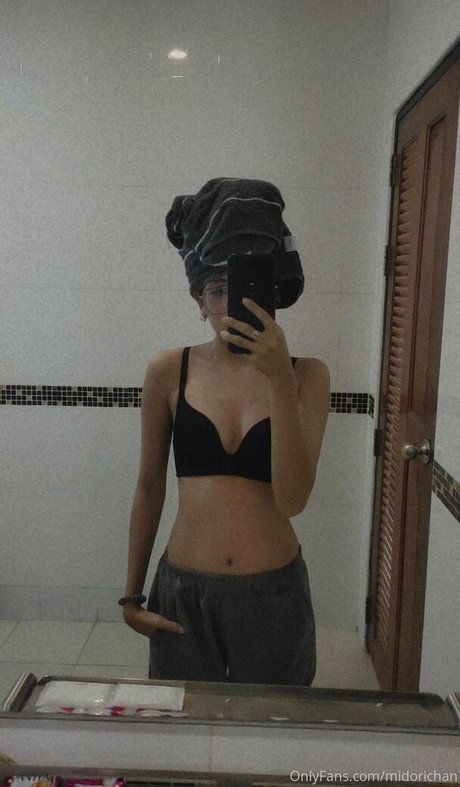 midorichan nudes actress galleries