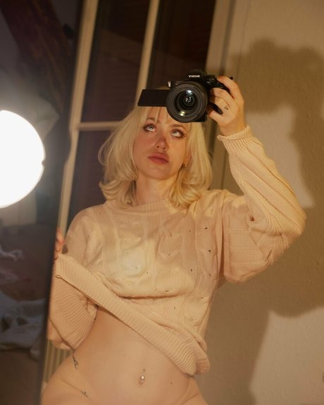 flat chested onlyfans pornographic pic