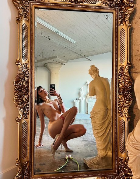 Vanessavenus21 perfect pornstar pics