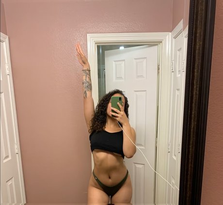 Savannah Spencer model erotic archive