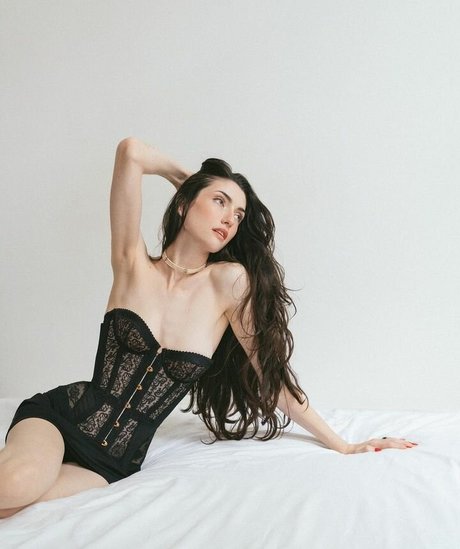 thewomanfromanotherplace star exclusive gallery