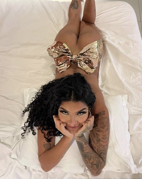 Karen Alencar top star pictures