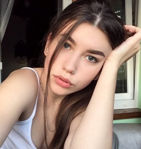 Marishkasexy star porn galleries