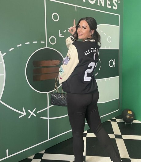 Kelcey Wright model adult photos