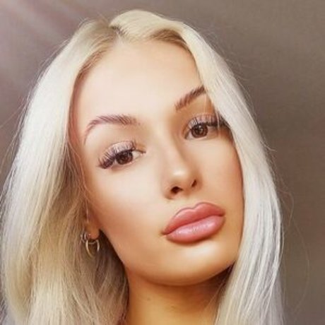 Courtney Fox free actress gallery