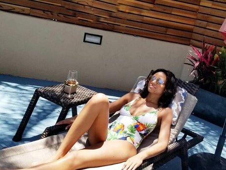 Meagan Tandy naked actress img