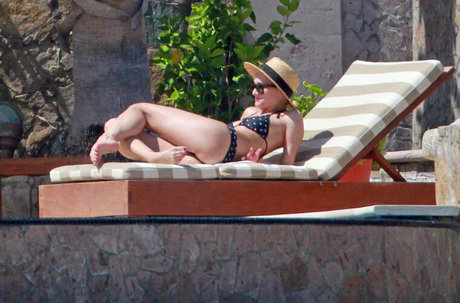 Ashlee Simpson Ross model perfect img