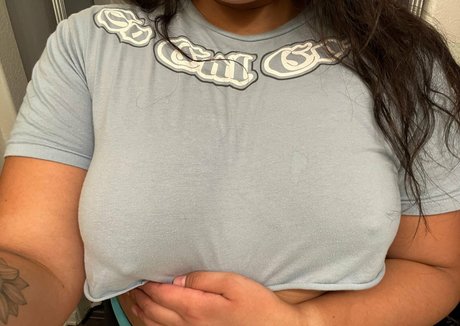 youronlyfavlatina naked actress gallery