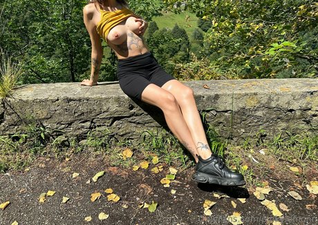 pinkylemonn erotic star picture