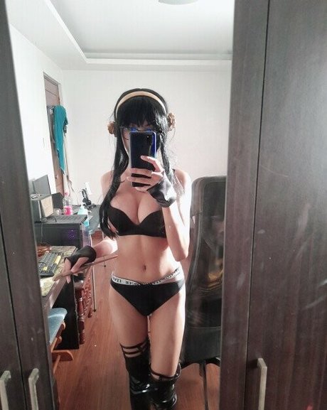 sexysiangelxxxx model naked photos