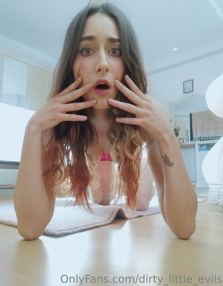 camomilleee pornstar exclusive pictures