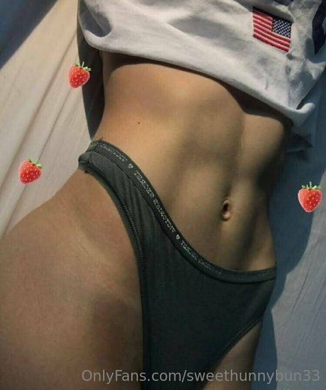 thesweetestsinner model top photo