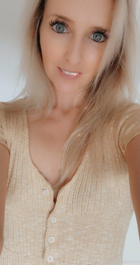 Bexwhitemodel art model photo