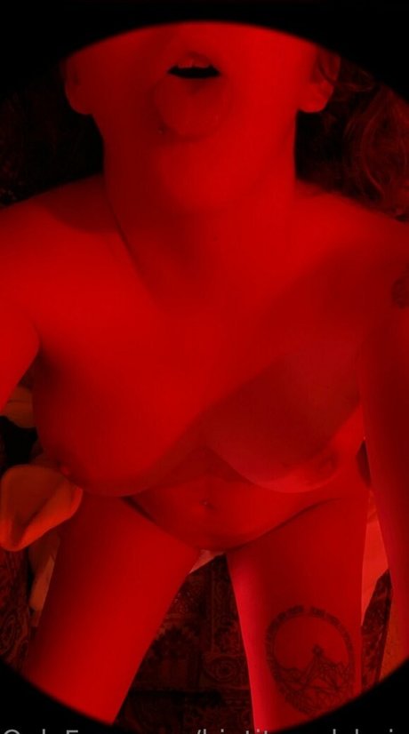 bigtitsandchains model porn images