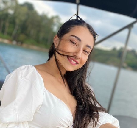 Maryory The Barber pretty pornstar pictures