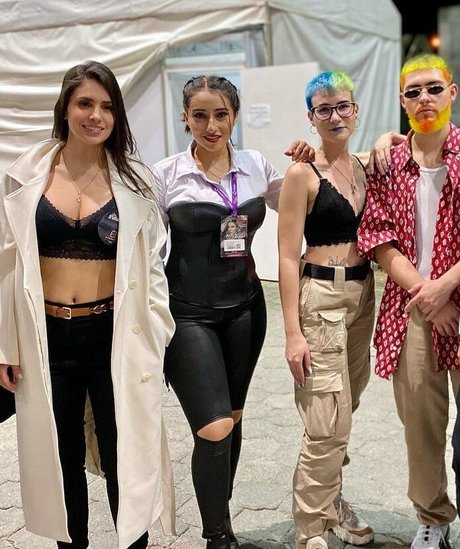 Maryory The Barber naked star photo