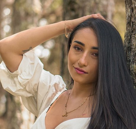 Maryory The Barber pretty pornstar gallery