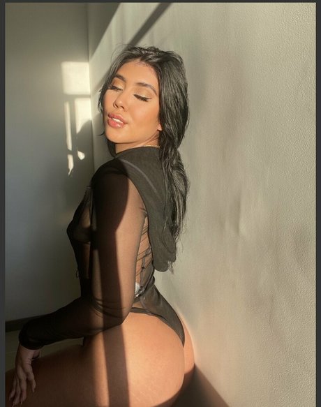 Charlote Rouge model high quality photo