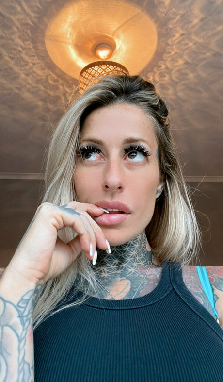 inkedgigi xxx pornstar pictures