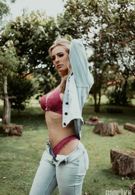 Gabi Marciglio erotic actress photo