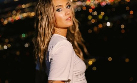 Sophia Scott star sex img