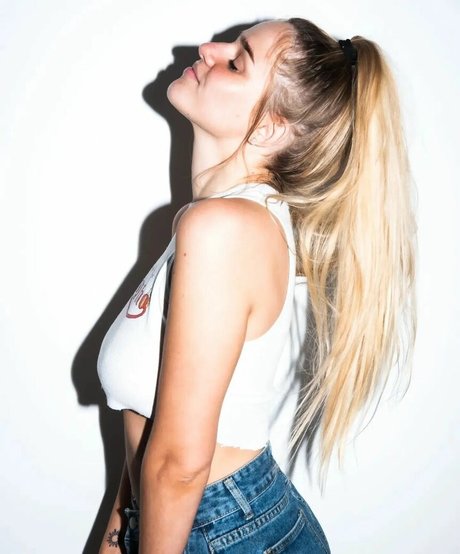 Sam Shemer high quality pornstar archive