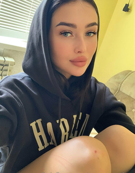 penelopecutiebaby star nudes img