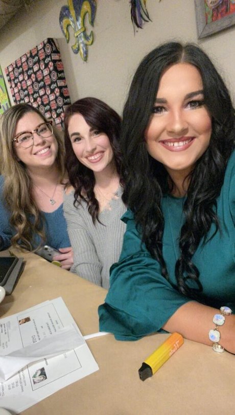 Aisley Montgomery nice pornstar photos