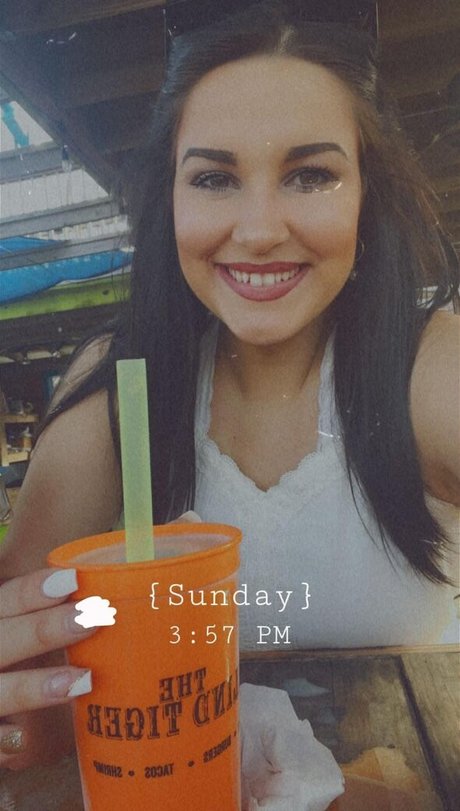 Aisley Montgomery star adult gallery