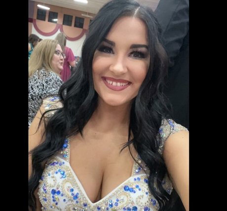 Aisley Montgomery star pornographic photo